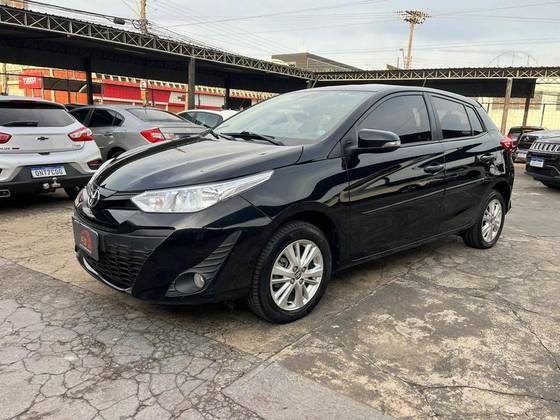 TOYOTA YARIS 1.3 16V FLEX XL MANUAL TOYOTA YARIS 1.3 16V FLEX XL MANUAL